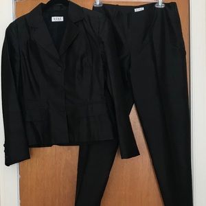 BCBG Max Azria Raw Silk Black Suit Size 6